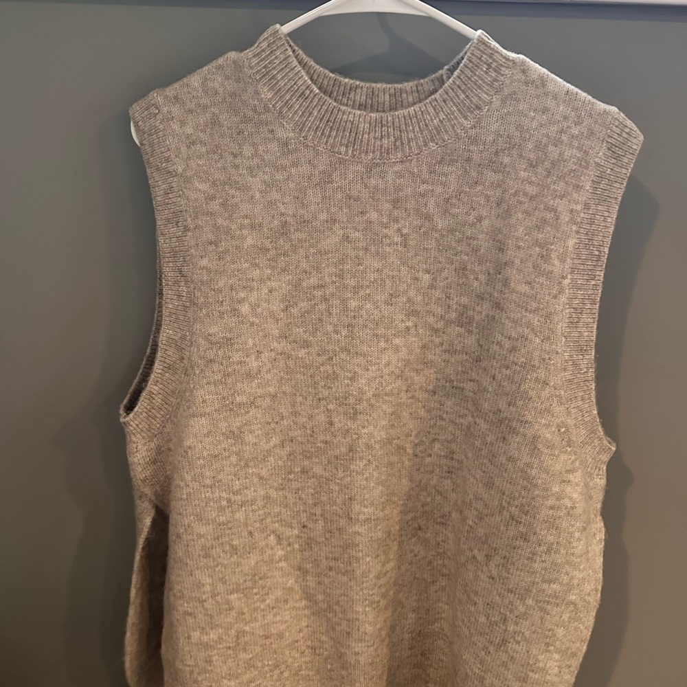 H&M Beige Knit Sweater